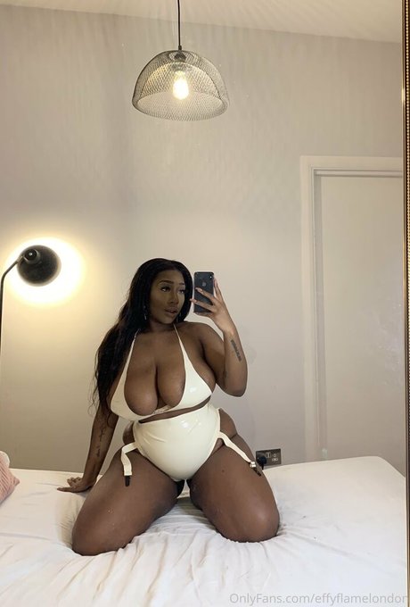 effyflamelondon Nacktbilder auf OnlyFans