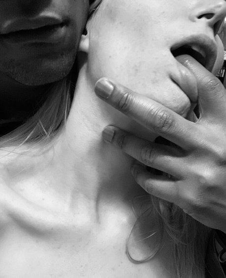 QChotcpl Leaks von Nacktbildern auf OnlyFans