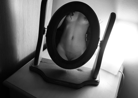 alix flux OnlyFans Nacktfotos