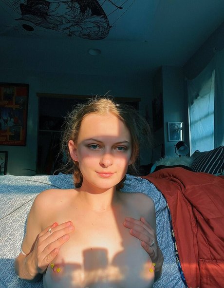 itzwhitknee OnlyFans Model Fotos