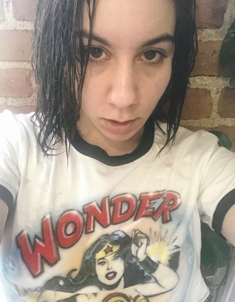 baddd w0lf OnlyFans Star