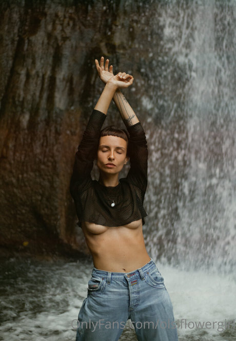 olsiflowergirl OnlyFans-Leaks