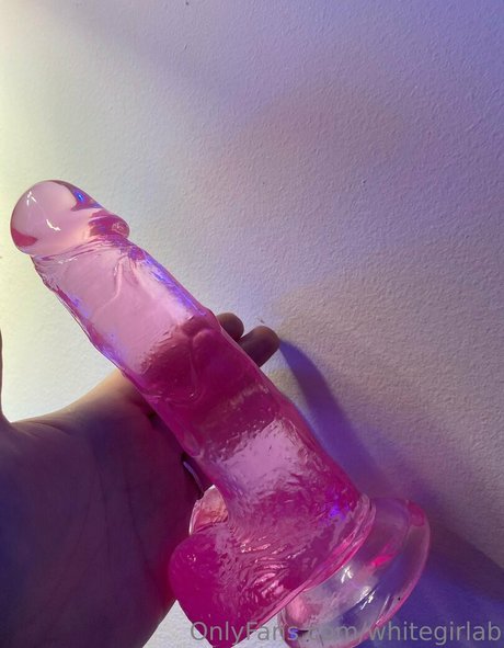 whitegirlab OnlyFans Model Bilder