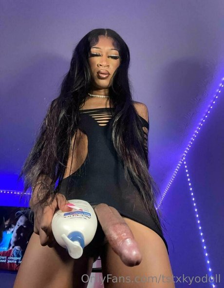 tstxkyodoll OnlyFans-Leaks