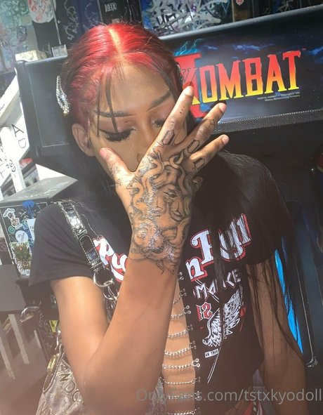 tstxkyodoll OnlyFans-Seite