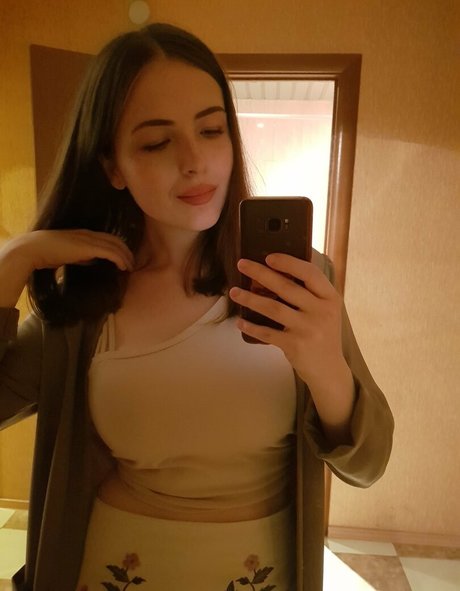 cabiriaxxx OnlyFans-Inhalte