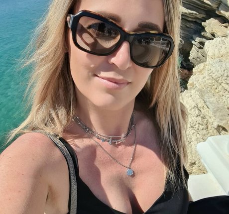 Ashley Campbell Heiße OnlyFans Inhalte