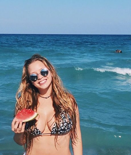 Amanda R OnlyFans Fotos