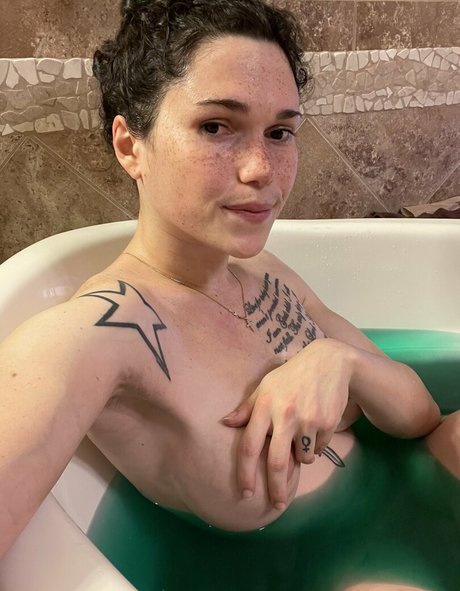 eeveebeevip OnlyFans kostenlos