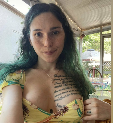 eeveebeevip OnlyFans