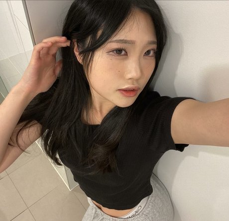 arikills Brüste OnlyFans