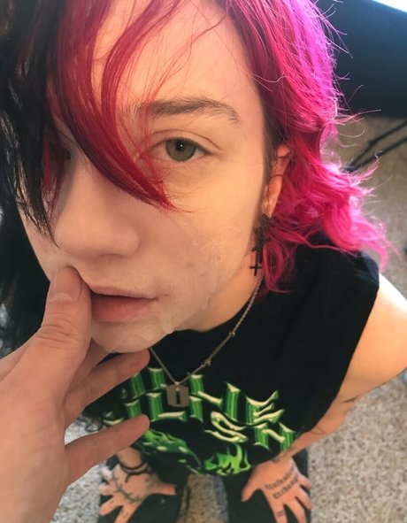 strawberryswitch Nackt OnlyFans