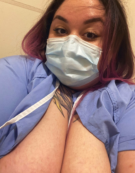 poppyplumptoes NurlyFans-Pornos