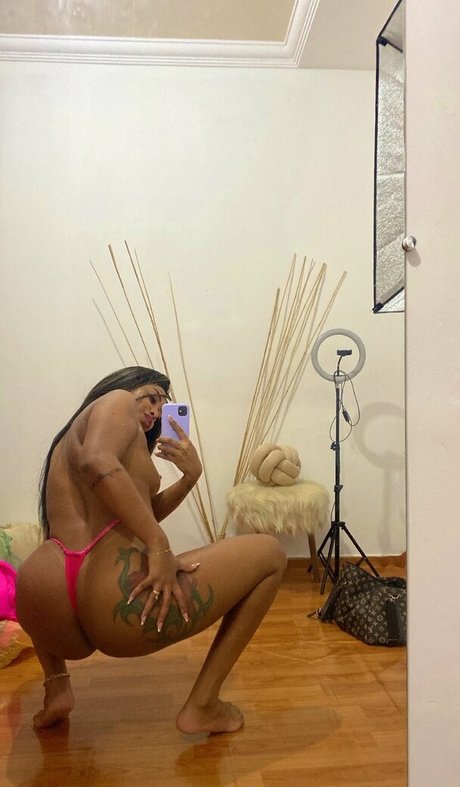 Cynthya Cybelle Heiße OnlyFans Inhalte