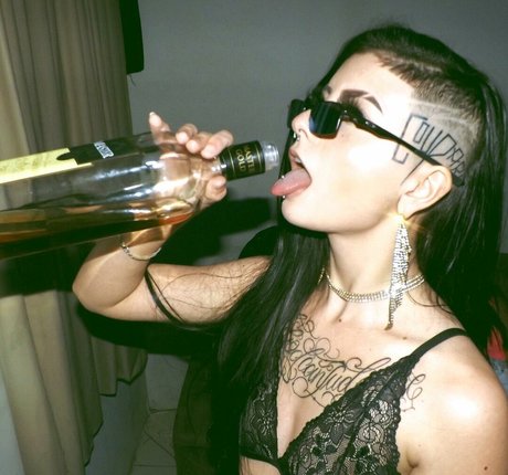 Nadyvargaspxt Bilder OnlyFans