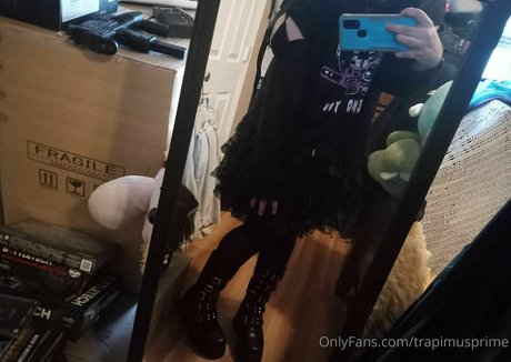 trapimusprime OnlyFans-Bilder