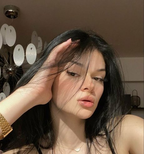 marie dny OnlyFans Model Bilder