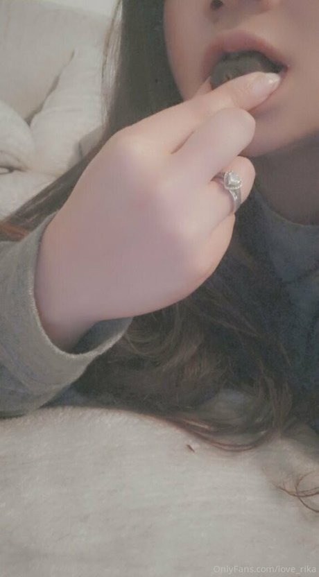 love rika OnlyFans Lesbisch