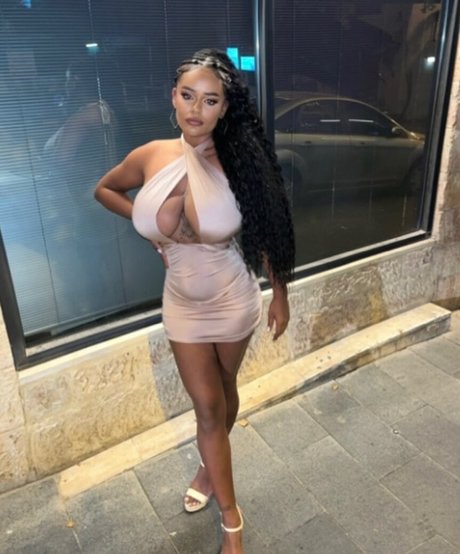 JustNati OnlyFans geleakter Pornografie