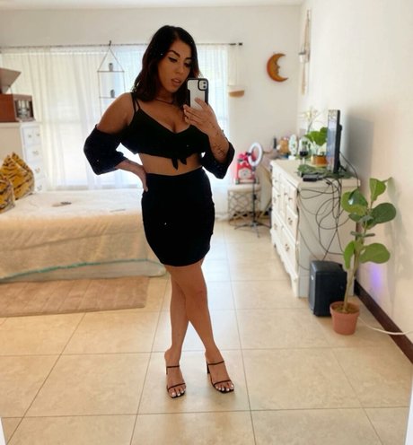 gabrielamal_ OnlyFans Nacktbilder