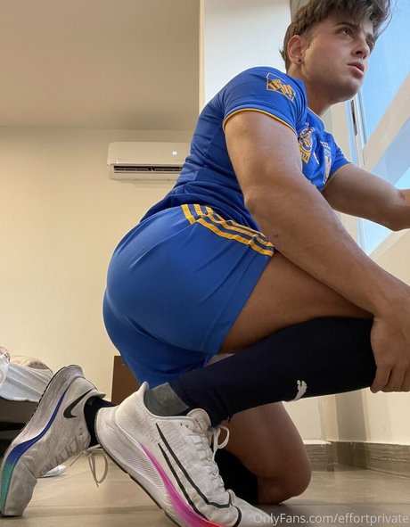 effortprivate OnlyFans Nacktfotos