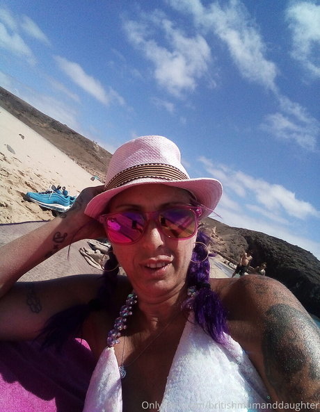 britishmumanddaughter OnlyFans Dirtyship geleakt