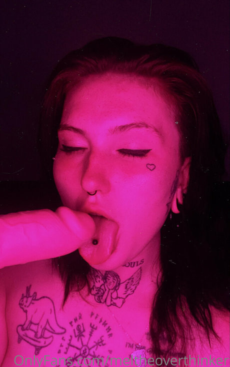 meltheoverthinker Kostenloses OnlyFans