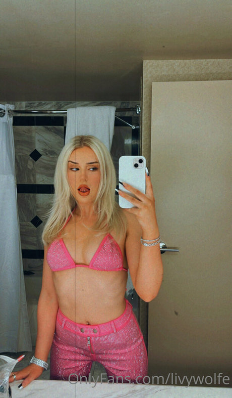 livywolfe NurlyFans-Brüste