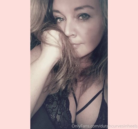 dutchcurvesinheels Füße OnlyFans