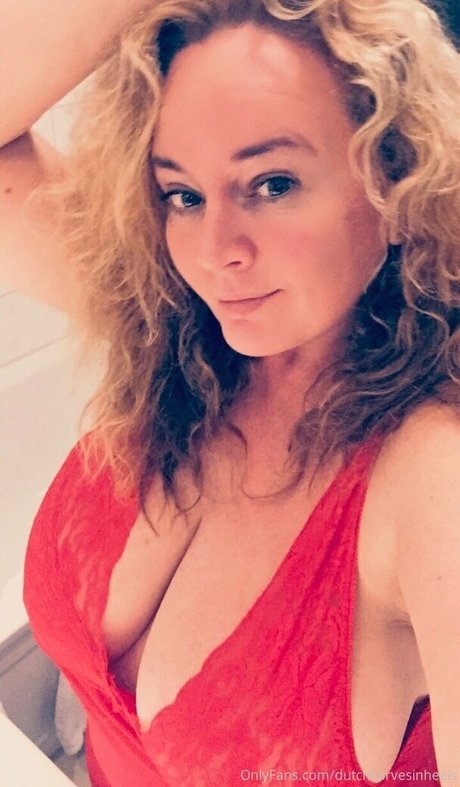 dutchcurvesinheels Nacktbilder OnlyFans Leaks
