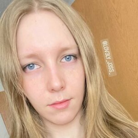 lov3ly j3ss OnlyFans geleakte Brüste