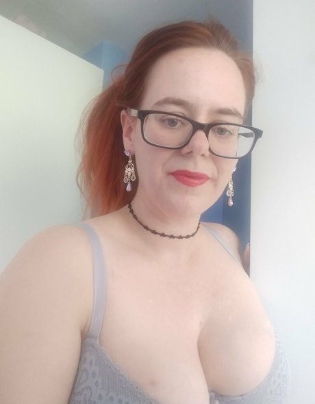 petitepantyhose Nacktbilder OnlyFans Leak