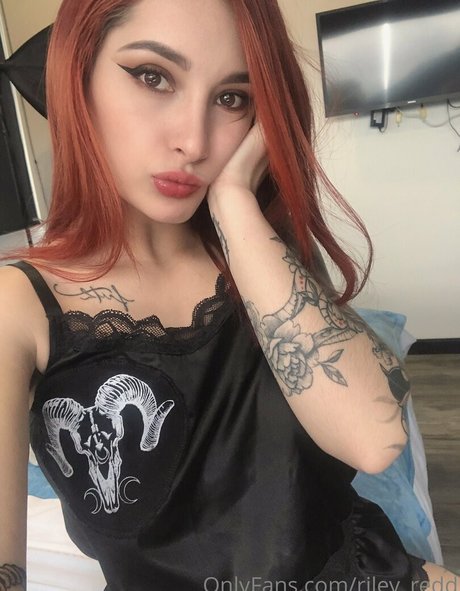 Riley Red OnlyFans-Leaks