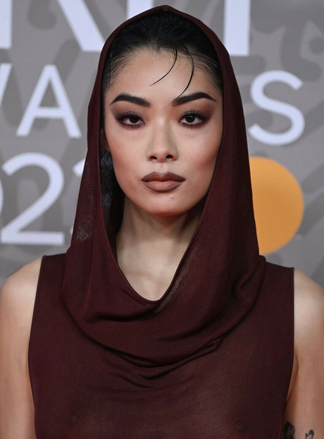 Rina Sawayama OnlyFans Fotos