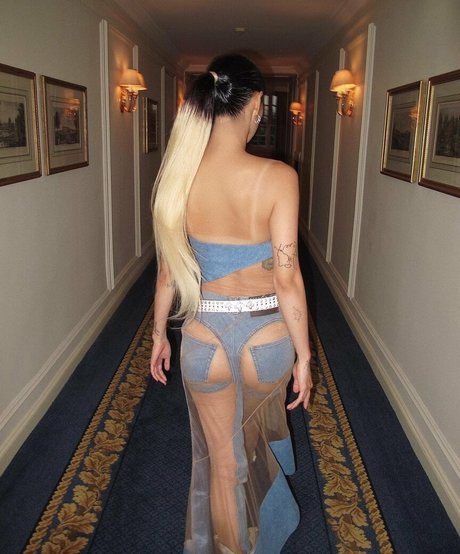 sexy asiatische onlyfans Kunst nackt Exklusiv