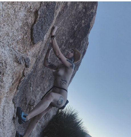 Angelica Danger Dawn Oben ohne OnlyFans