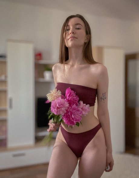 lily mint OnlyFans Leak Pornografie