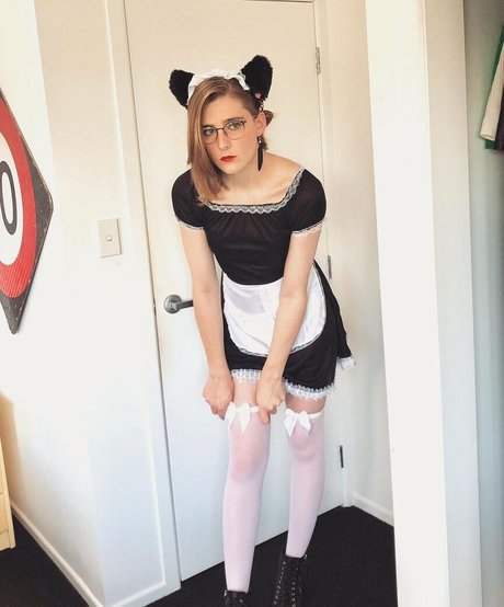 Alice In Wonder1and OnlyFans Sextape