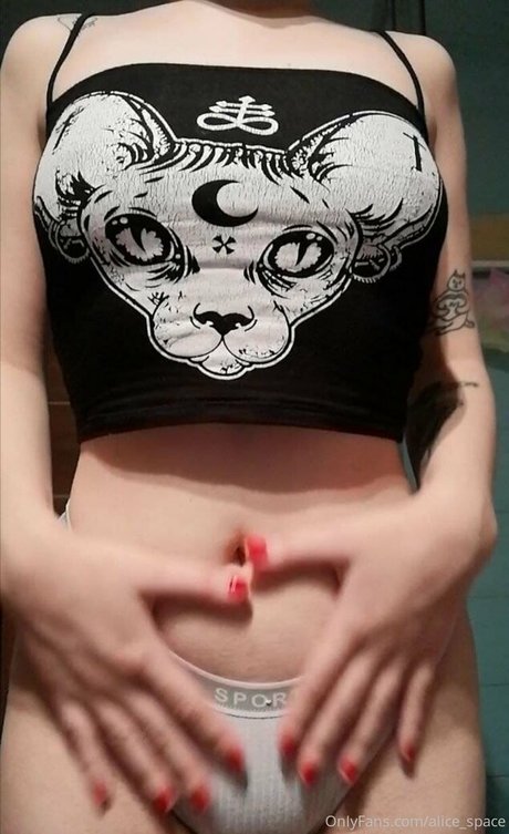 alice space OnlyFans Pornografie geleakt
