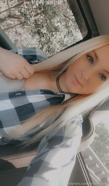 brittneysoles OnlyFans explizite Inhalte