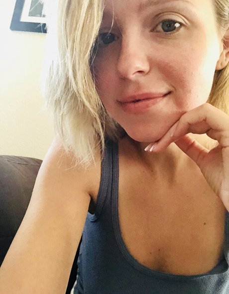 haydenxwinters OnlyFans nackte Brüste