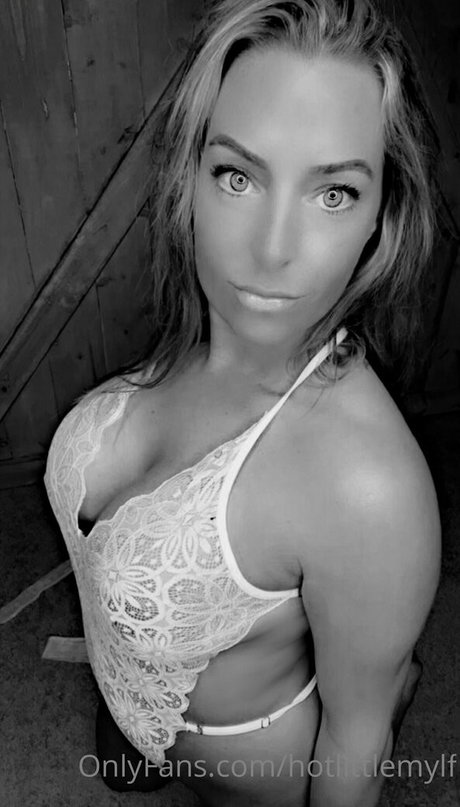 hotlittlemylf OnlyFans Pornografie