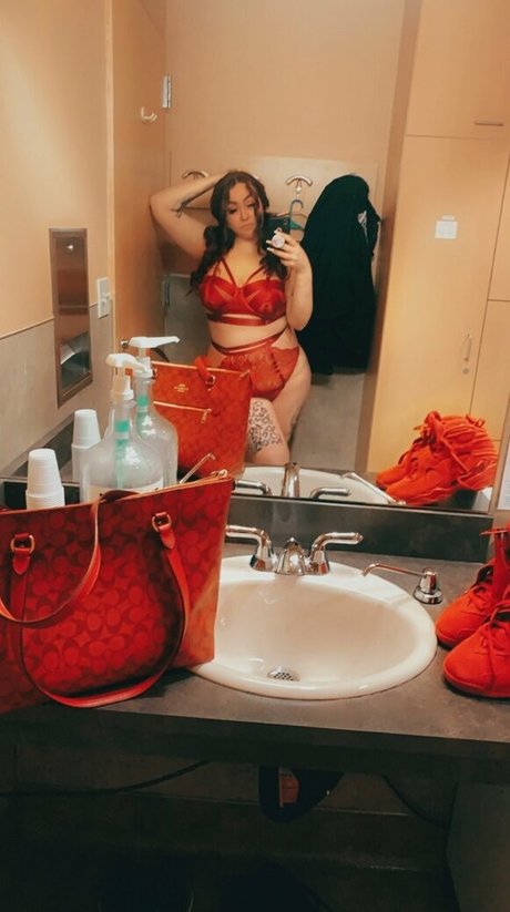 champagnepetti OnlyFans-Bilder geleakt