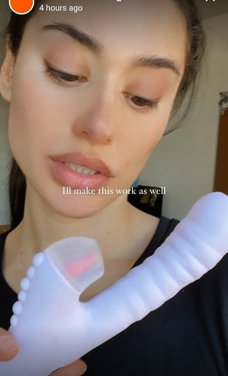 heiße onlyfans schön nackt Bild