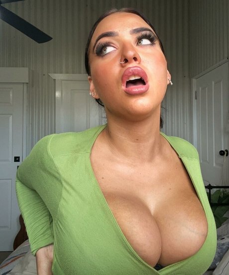 schlanke onlyfans HD 4K