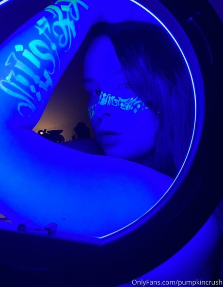 pumpkincrush OnlyFans Brüste Bild