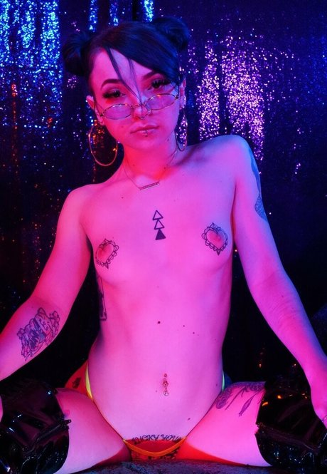 dumbasspisces OnlyFans Nacktbilder geleakt