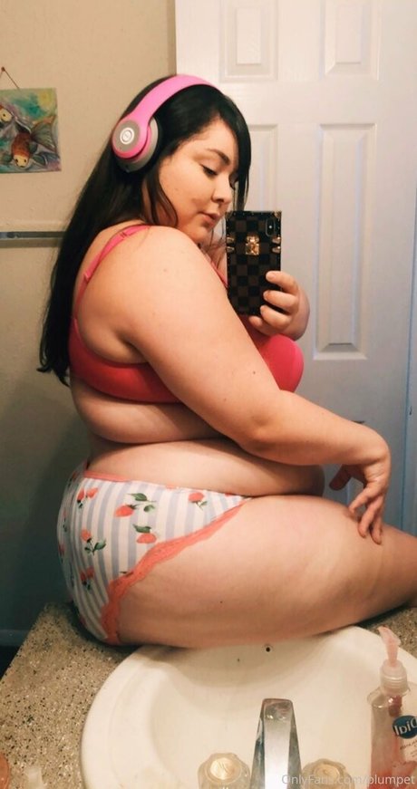 lilycupcakes Leaked OnlyFans Fotos