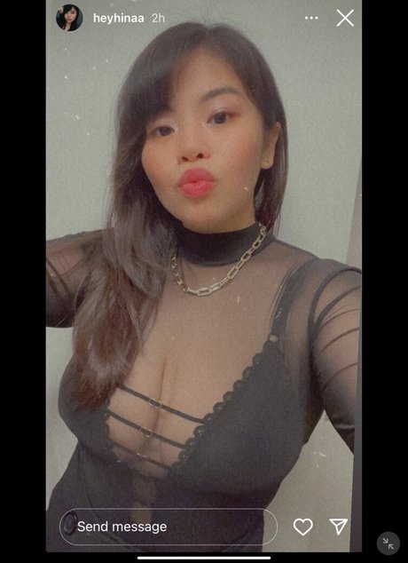 myhinax OnlyFans Striptease