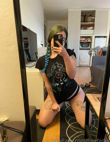 freebicky Sexy OnlyFans